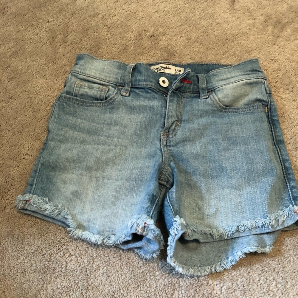 Cute Abercrombie Jean Shorts.